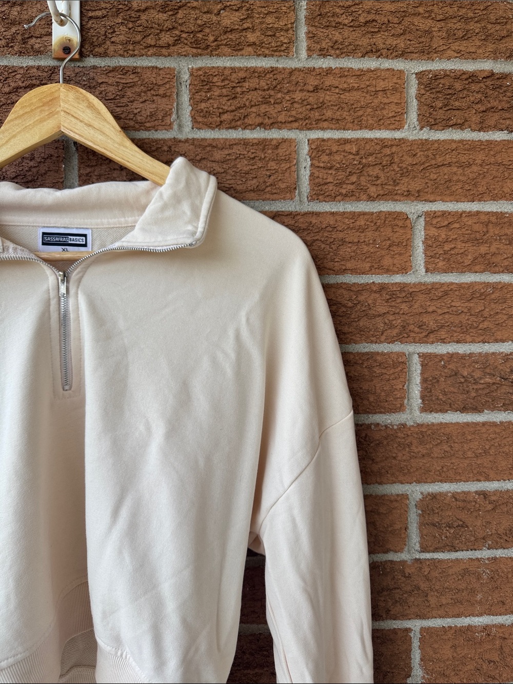 Half-Zip Cropped Sweatshirt in Cream - Picture 5 of 5